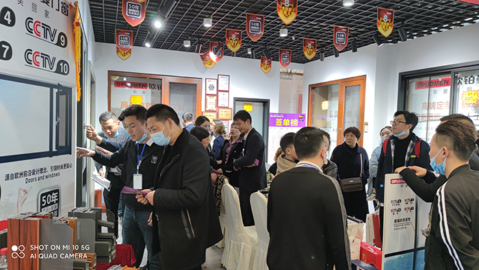 信任品牌的气力|国产SUV精品一区二区_欧美一区二区_少妇精品无码一区二区免费视频绵阳专卖店两天发卖额高达160余万元！