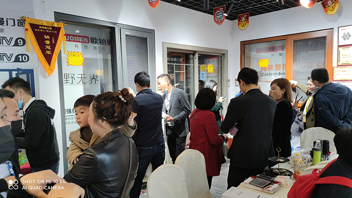 信任品牌的气力|国产SUV精品一区二区_欧美一区二区_少妇精品无码一区二区免费视频绵阳专卖店两天发卖额高达160余万元！