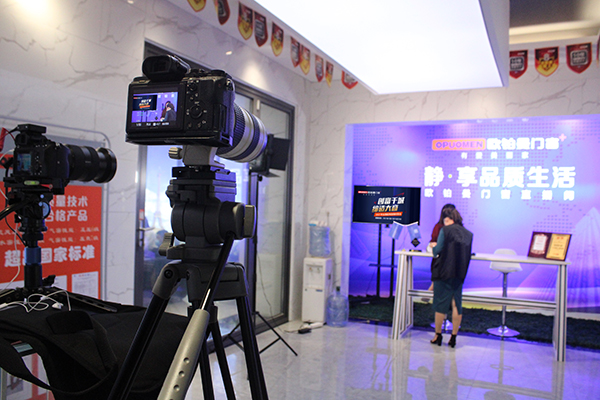 利害|国产SUV精品一区二区_欧美一区二区_少妇精品无码一区二区免费视频2021年首场线上直播招商会席位爆满！